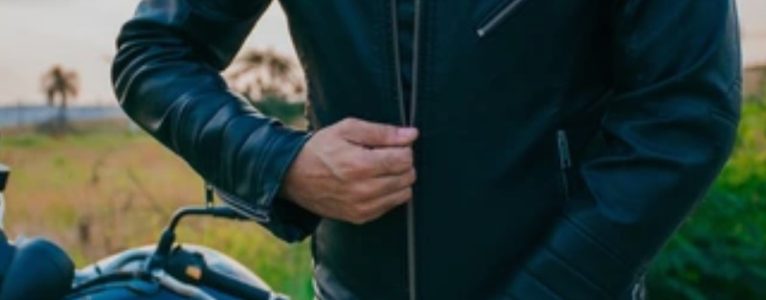 Kaip pasirinkti geriausias motociklininkų striukes ir kostiumus 